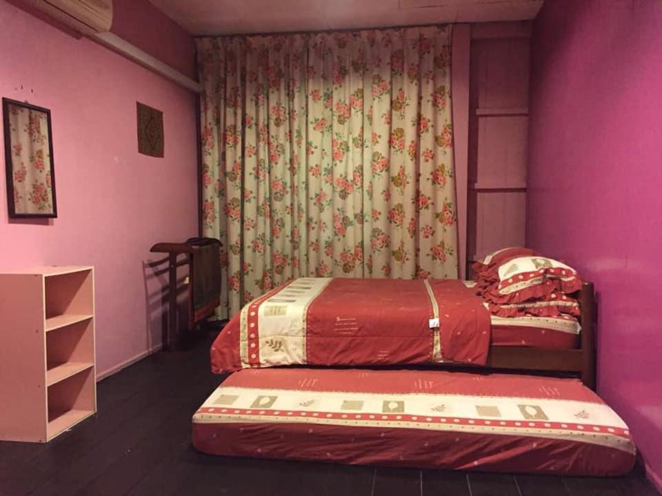 Trisya Homestay Kuala Terengganu Exteriör bild